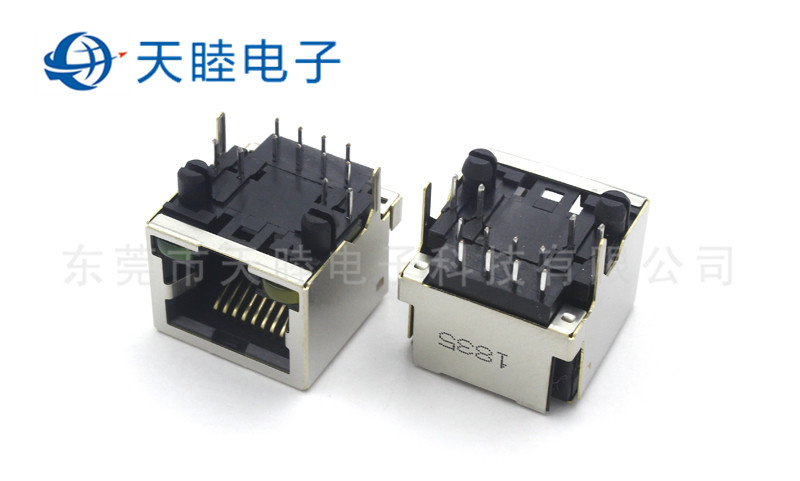 RJ45连接器高清图片